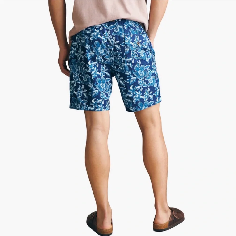Faherty ‘Sunwashed Boardshorts’ in Frosty Bloom